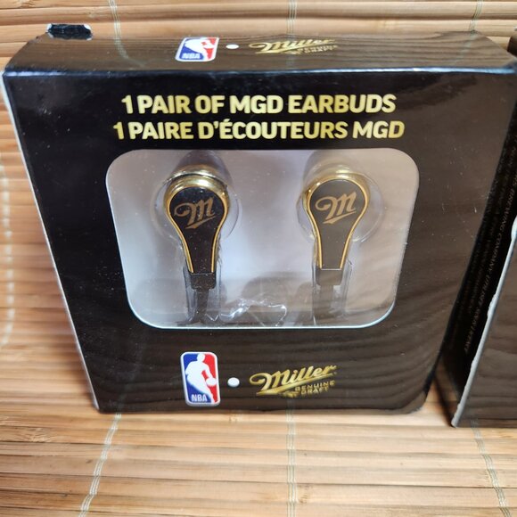 Miller Genuine Draft NBA Earbuds Black and Gold Lot of 2 Wired Coors Molson - Picture 2 of 6